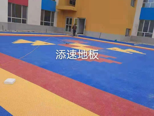 通州如何辨别幼儿园拼装地板的好坏？